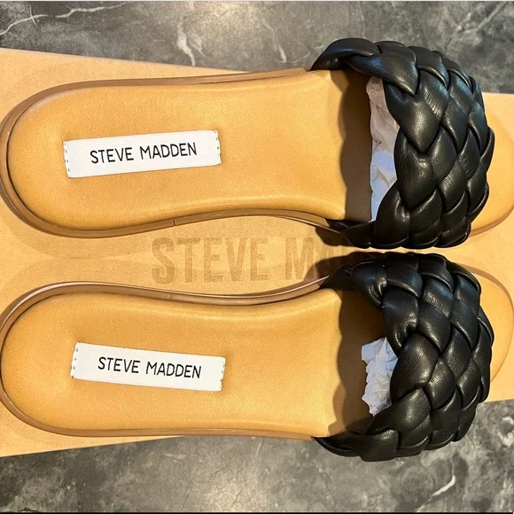 Steve Madden Flat Sandals - Picture 2 of 4